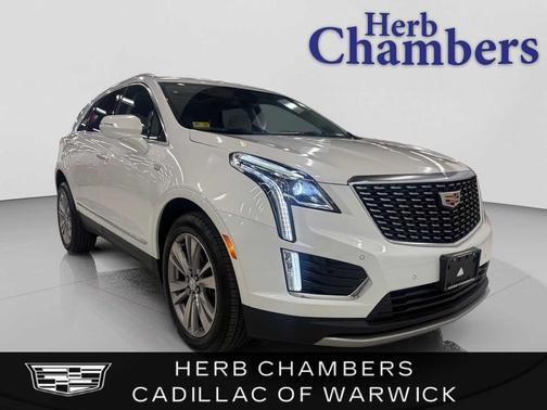 Crystal White Tricoat 2024 Cadillac XT5 Premium Luxury