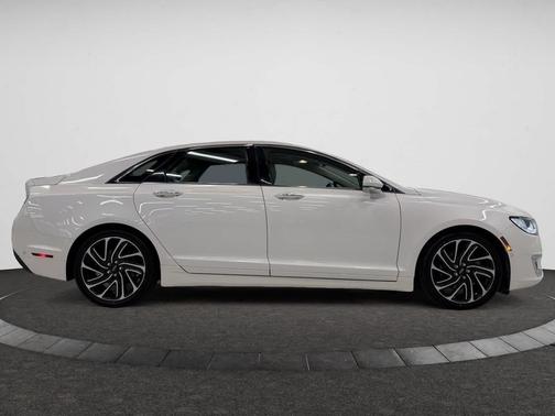 2020 Lincoln MKZ Reserve