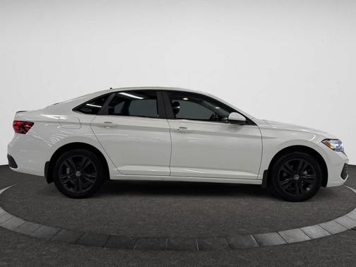 2023 Volkswagen Jetta 1.5T SE