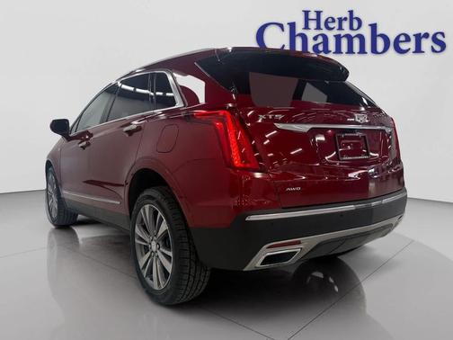 Red Horizon Tintcoat 2020 Cadillac XT5 Premium Luxury