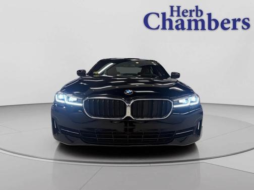 2023 BMW 530 i xDrive