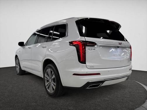 2023 Cadillac XT6 Premium Luxury AWD