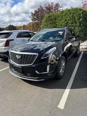 2022 Cadillac XT5 Premium Luxury