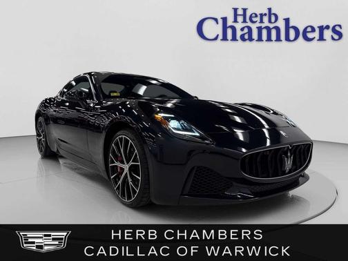 Nero Assoluto 2024 Maserati GranTurismo Modena