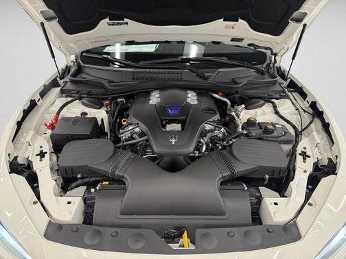 2024 Maserati Ghibli Modena Ultima Q4