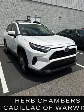 2022 Toyota RAV4 Hybrid XLE