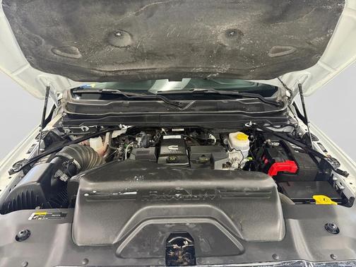 2024 RAM 2500 Laramie Crew Cab 4x4 6'4' Box