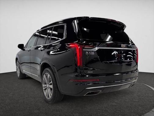 2023 Cadillac XT6 Premium Luxury AWD