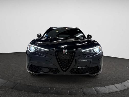 2023 Alfa Romeo Stelvio Veloce AWD