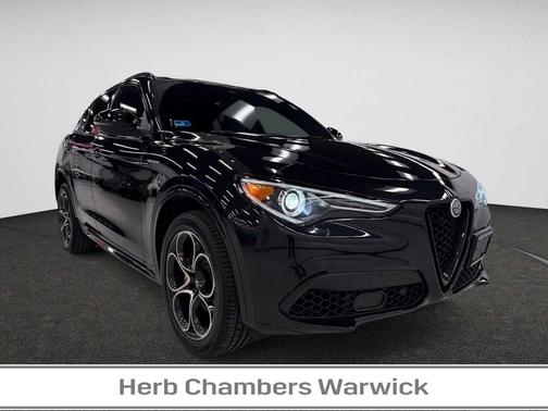 2023 Alfa Romeo Stelvio Veloce AWD