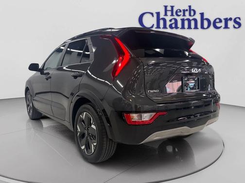 Graphite Gray 2024 Kia Niro EV Wind