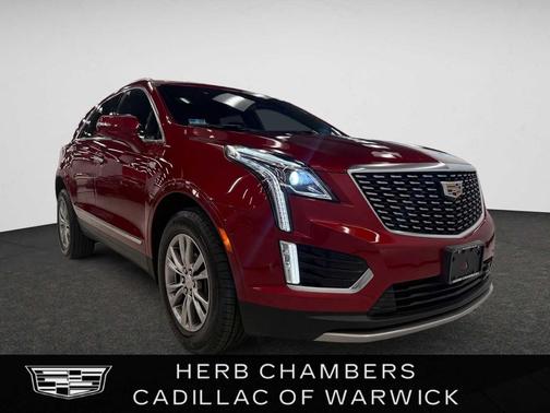 2022 Cadillac XT5 Premium Luxury