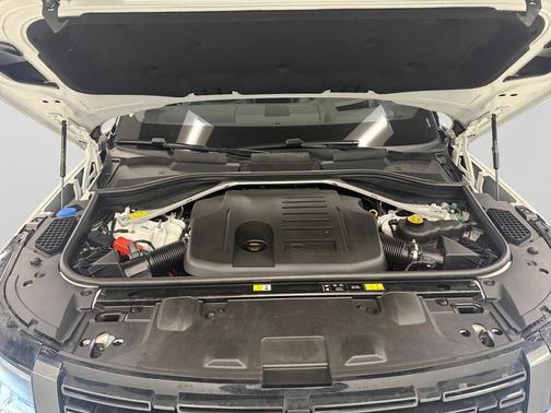 2023 Land Rover Range Rover P400 SE