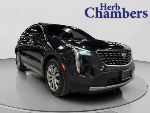 2022 Cadillac XT4 Premium Luxury