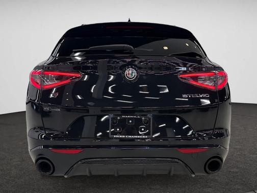 2024 Alfa Romeo Stelvio Veloce AWD