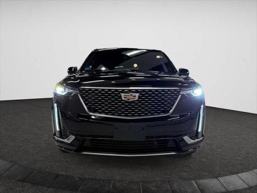 2023 Cadillac XT6 Premium Luxury AWD
