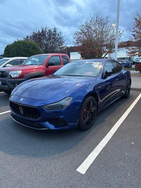 2022 Maserati Ghibli Modena Q4