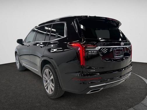 2024 Cadillac XT6 Premium Luxury AWD