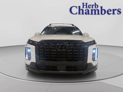 Hyper White 2025 Hyundai PALISADE Calligraphy Night Edition