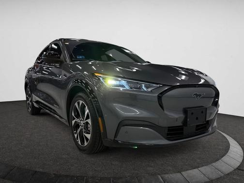2021 Ford Mustang Mach-E Premium