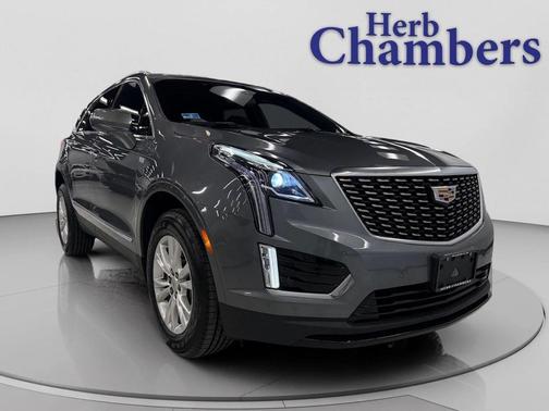 2022 Cadillac XT5 Luxury