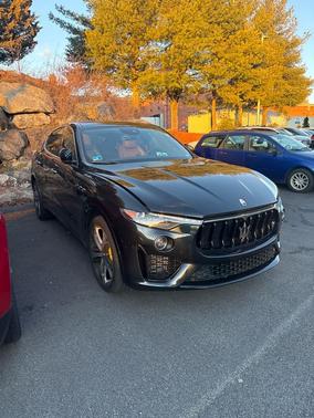 2022 Maserati Levante Modena