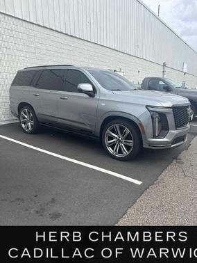 2025 Cadillac Escalade Sport