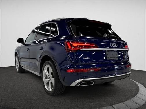 2022 Audi Q5 45 S line Premium Plus