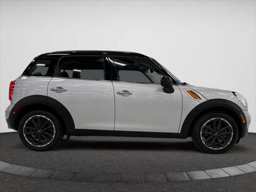 2015 MINI Countryman Cooper