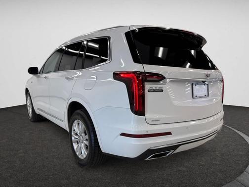 2024 Cadillac XT6 Luxury AWD
