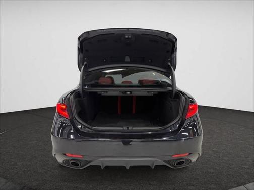 2022 Alfa Romeo Giulia Veloce