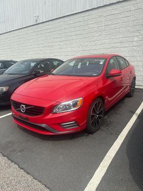 2018 Volvo S60 T5 Dynamic