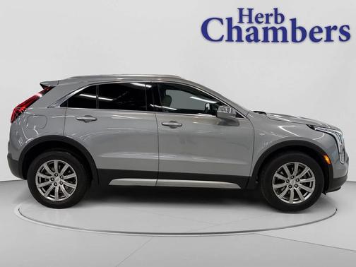 Argent Silver Metallic 2023 Cadillac XT4 Premium Luxury