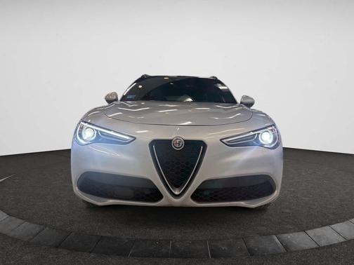 2022 Alfa Romeo Stelvio Ti