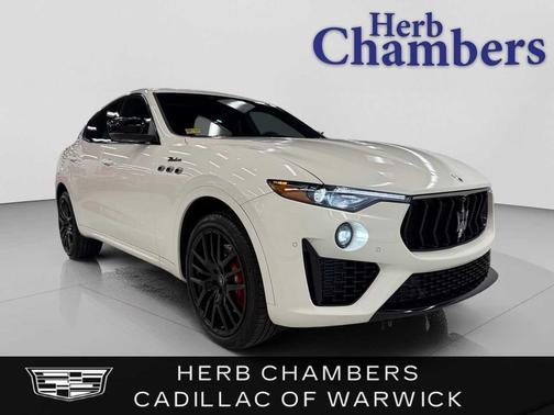 Bianco 2024 Maserati Levante Modena Ultima