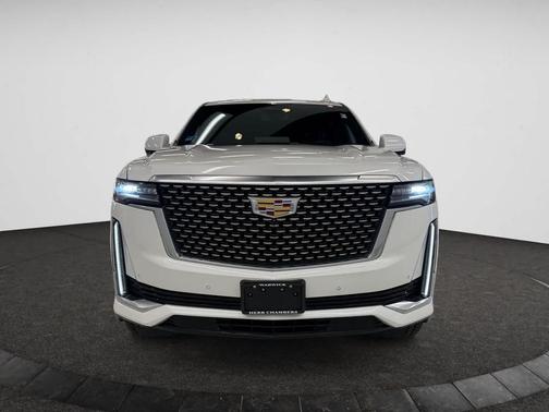 2023 Cadillac Escalade Luxury