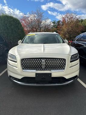 2022 Lincoln Nautilus Standard