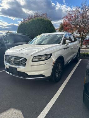 2022 Lincoln Nautilus Standard