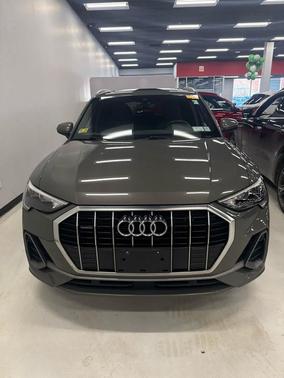 2022 Audi Q3 45 S line Premium