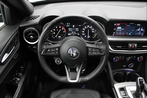 2022 Alfa Romeo Stelvio Ti