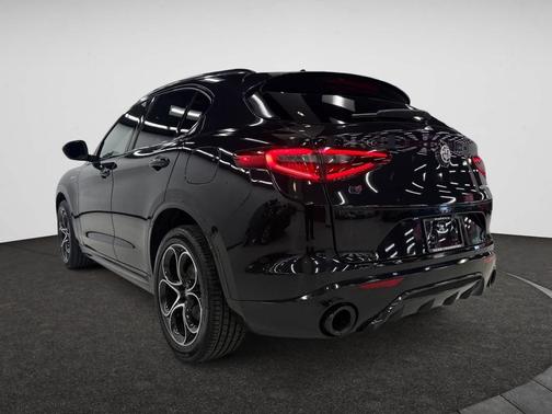 2022 Alfa Romeo Stelvio Ti