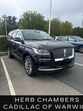 Infinite Black Metallic Clearcoat 2023 Lincoln Navigator Reserve