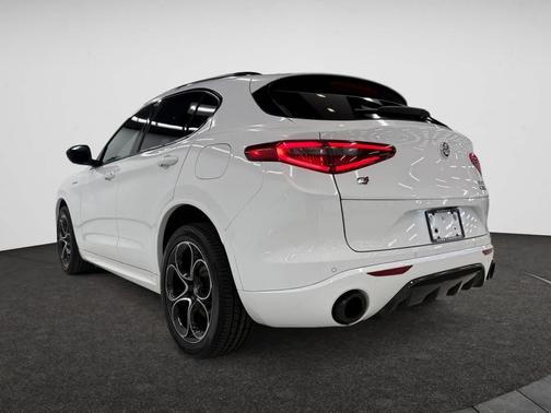 2022 Alfa Romeo Stelvio Ti