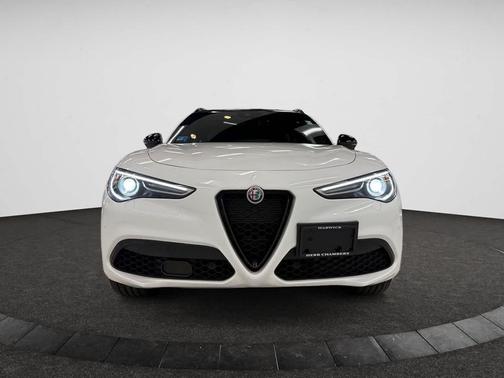 2022 Alfa Romeo Stelvio Ti