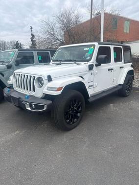 Bright White Clearcoat 2023 Jeep Wrangler 4xe Sahara