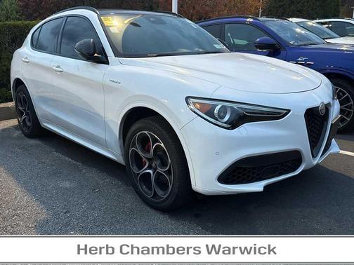 2022 Alfa Romeo Stelvio Ti