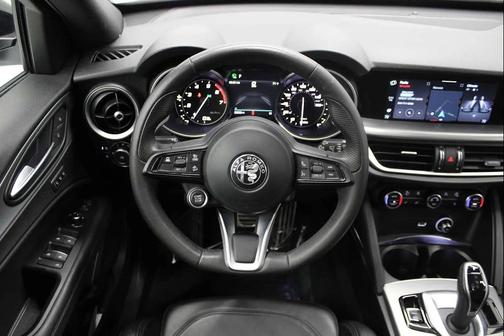 2022 Alfa Romeo Stelvio Ti