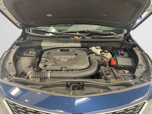 2021 Cadillac XT4 Premium Luxury