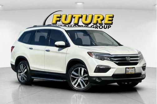 2017 Honda Pilot ELITE