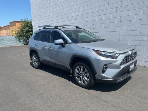 2023 Toyota RAV4 LIMITED
